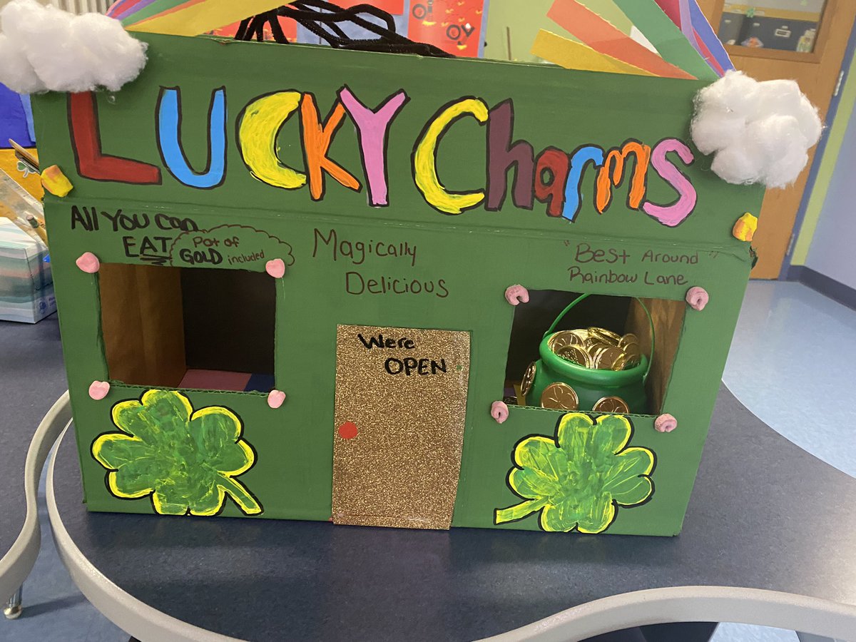 Bellamy_Rome's tweet photo. Free gold anyone!!! Leprechaun traps  created by second graders !!!! https://t.co/Sv8663zY1N