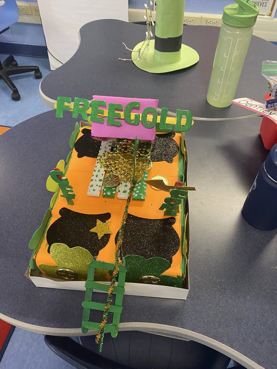 Bellamy_Rome's tweet photo. Free gold anyone!!! Leprechaun traps  created by second graders !!!! https://t.co/Sv8663zY1N