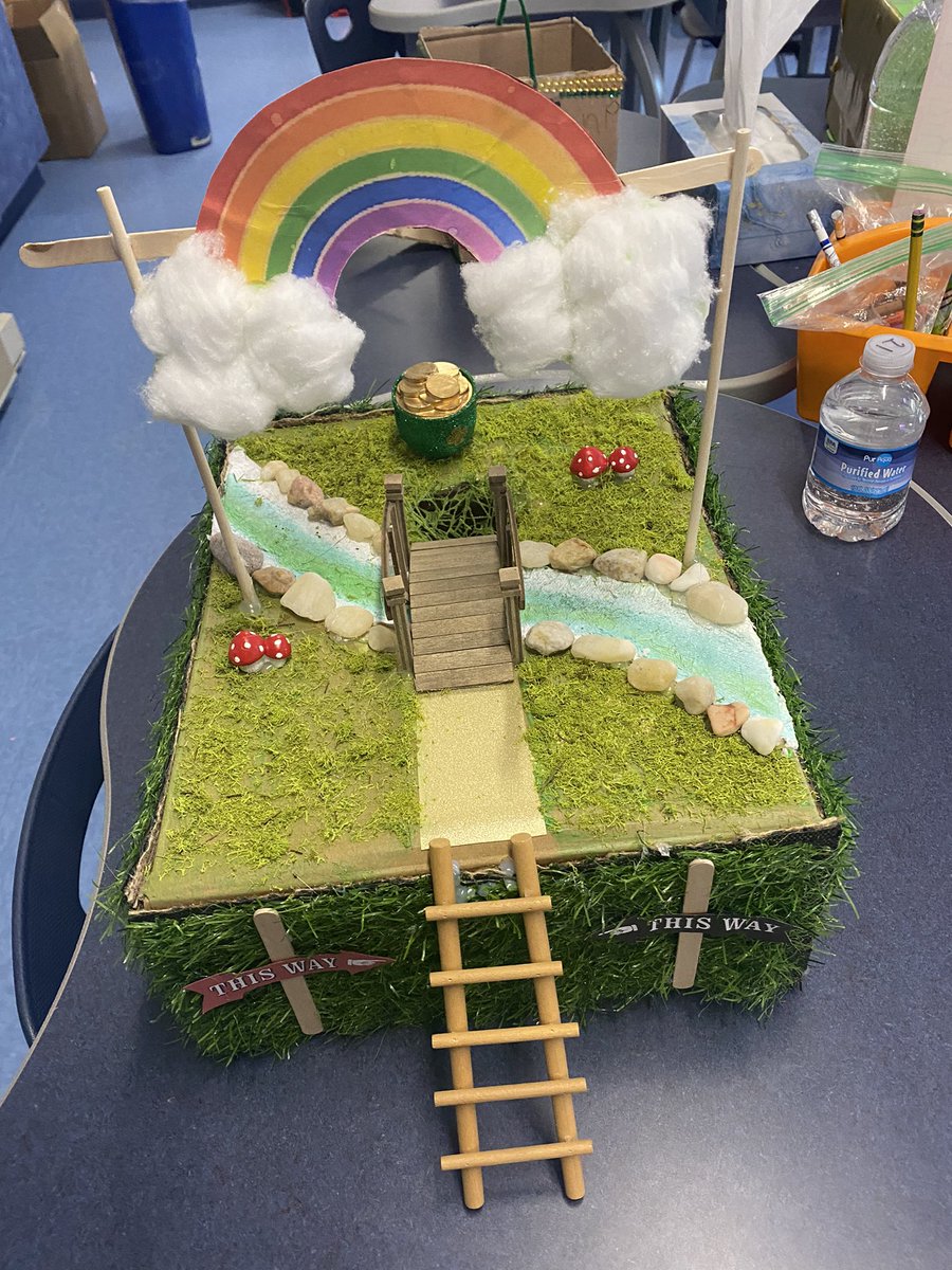 Bellamy_Rome's tweet photo. Free gold anyone!!! Leprechaun traps  created by second graders !!!! https://t.co/Sv8663zY1N