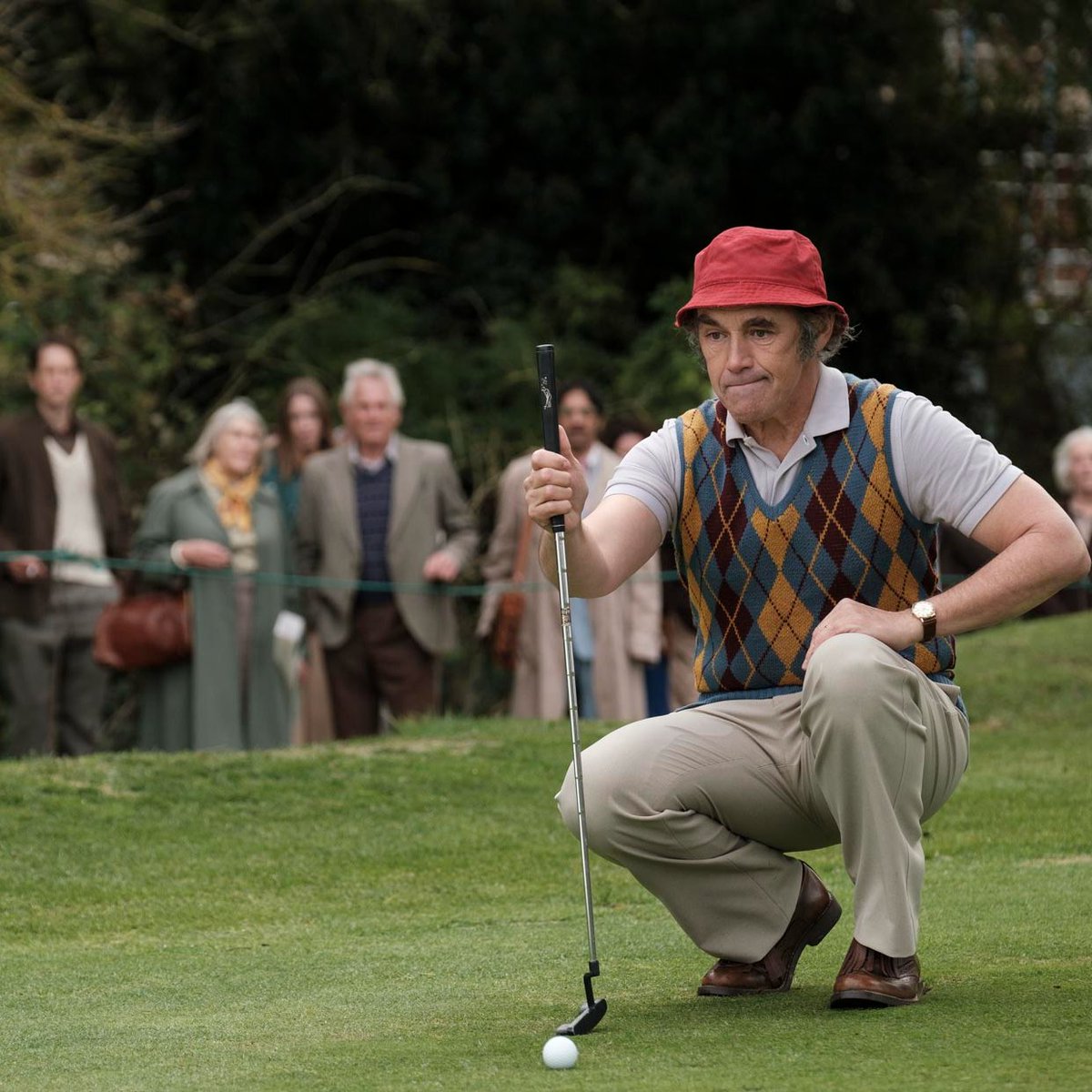 ⛳ We're so excited that The Phantom of the Open is swinging into cinemas this Friday!

To celebrate, we're giving you the chance to win a copy of the book the film is based on 📚

To enter, simply reply to this tweet telling us your favourite underdog film character ✨👇