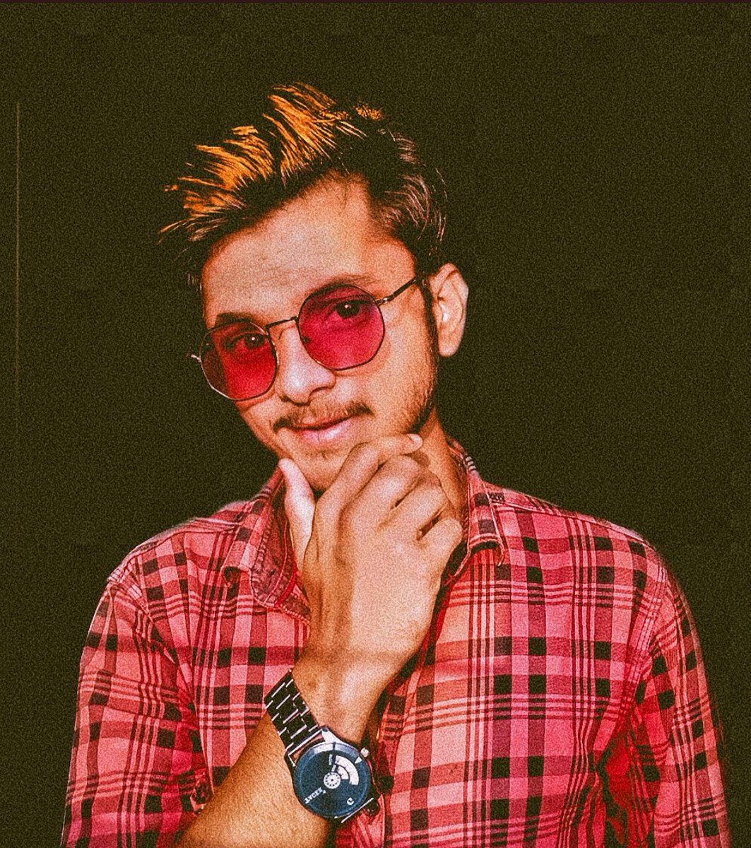krossofficials's tweet photo. @savemebella Huge Fan, Bhai Bohat Dino se Twitter pe Aap Ka Name Search Kr Raha Tha Lakin Aaj Official ID mila Hai. https://t.co/TjTSojzKyG