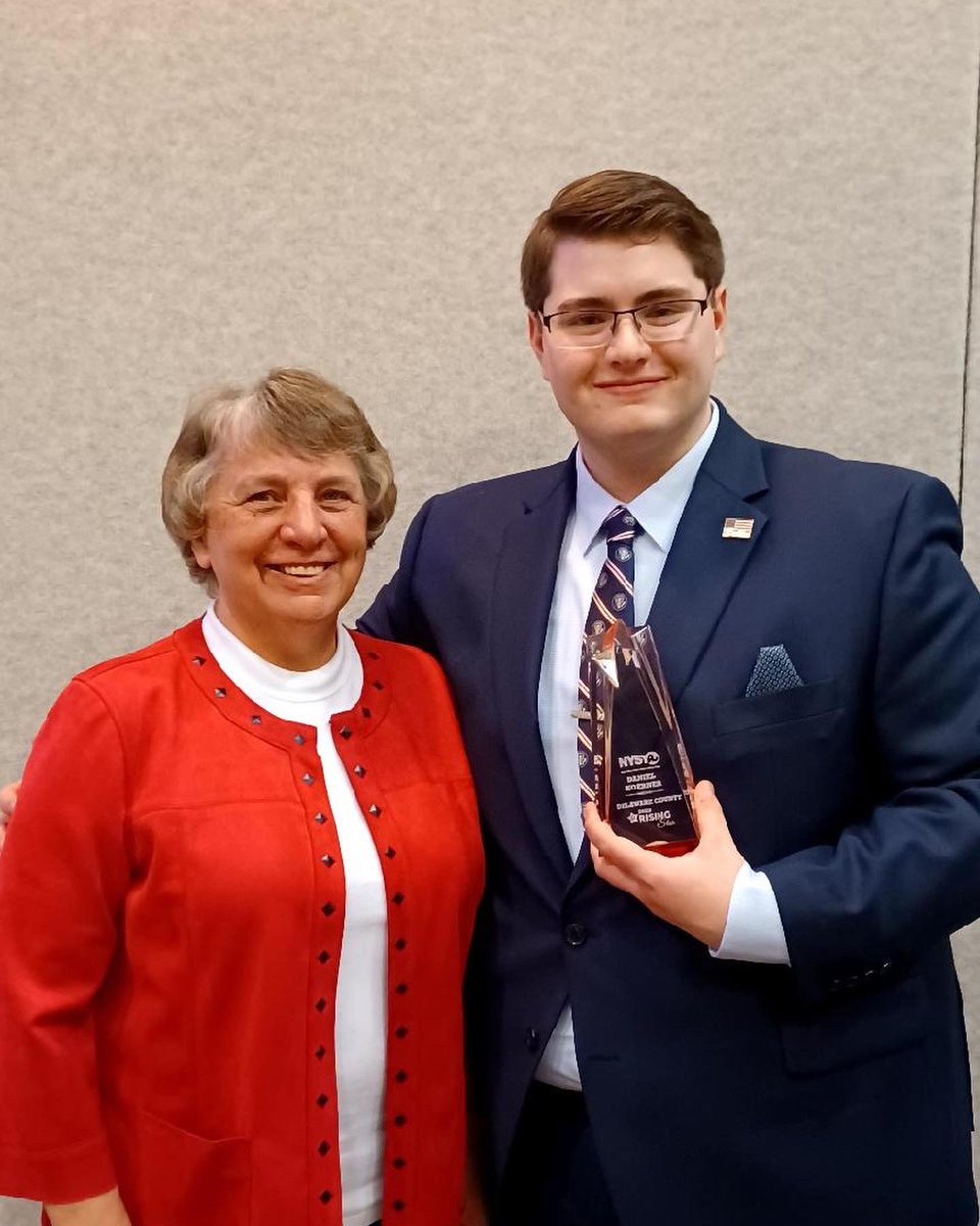 yrsdelco's tweet photo. What a weekend! The #YRDC joined Young Republican chapters statewide in Albany for the @NYSYR’s 5th Annual Winter Conference and Rising Star Reception!
Thank you to the Albany County YRs for putting on a fantastic event and being such gracious hosts!
#LeadRight #YRsLead https://t.co/bQd3VDPp1w