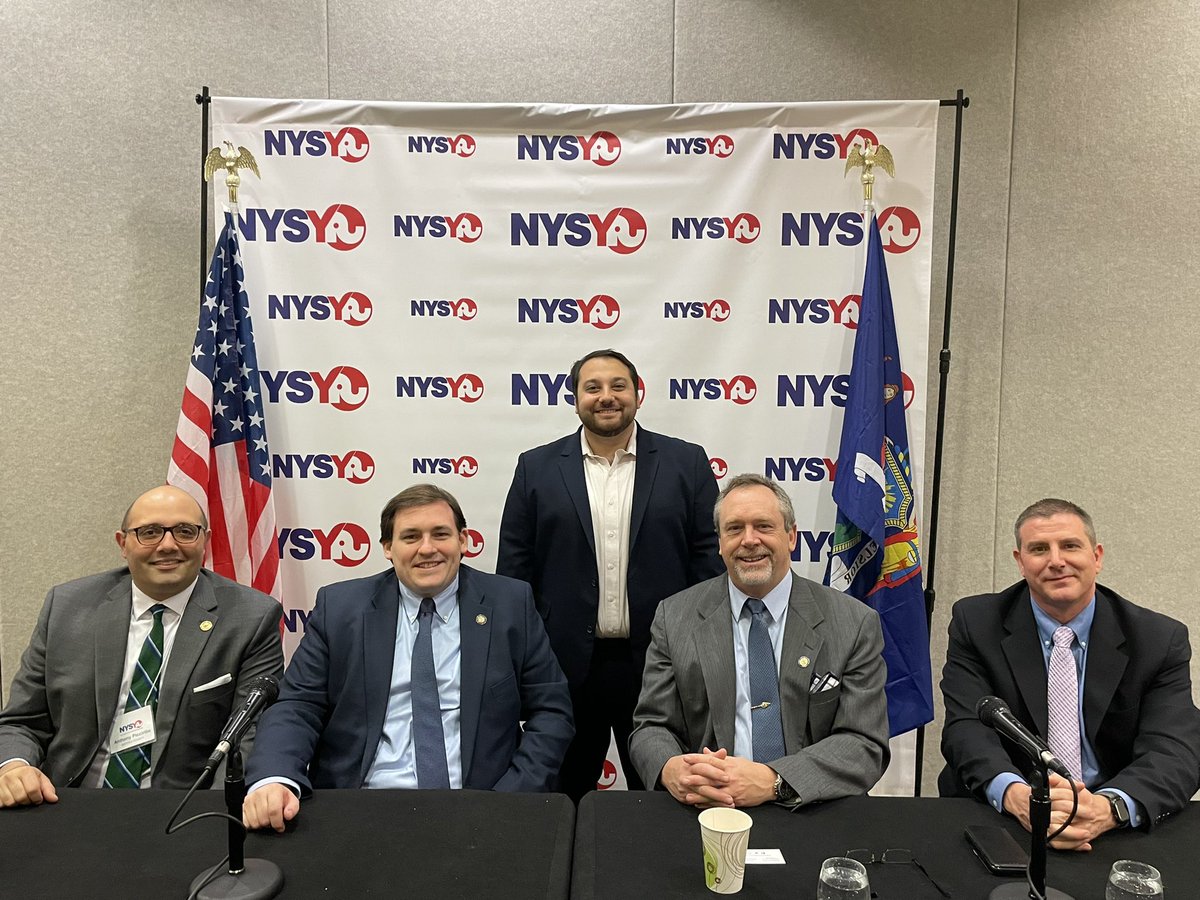 yrsdelco's tweet photo. What a weekend! The #YRDC joined Young Republican chapters statewide in Albany for the @NYSYR’s 5th Annual Winter Conference and Rising Star Reception!
Thank you to the Albany County YRs for putting on a fantastic event and being such gracious hosts!
#LeadRight #YRsLead https://t.co/bQd3VDPp1w
