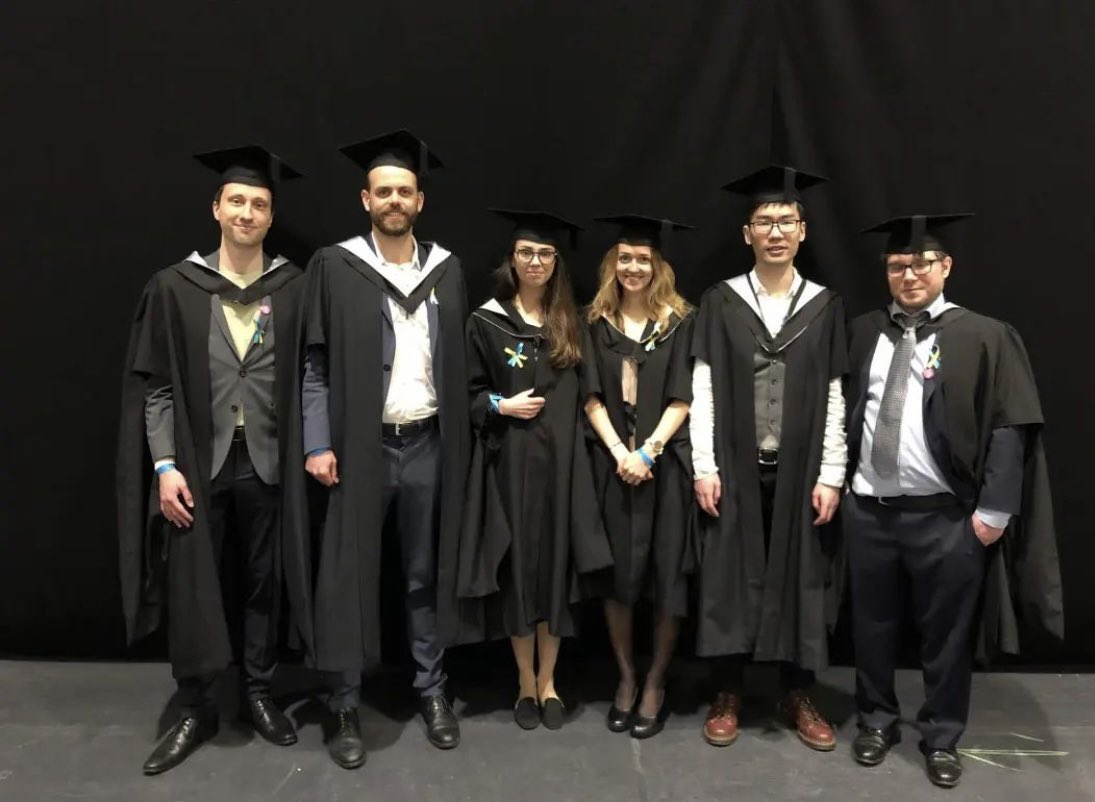 binyuecon's tweet photo. A late graduation ceremony, but it’s great to meet classmates again at UCL. https://t.co/Z0VZAtx5Ry