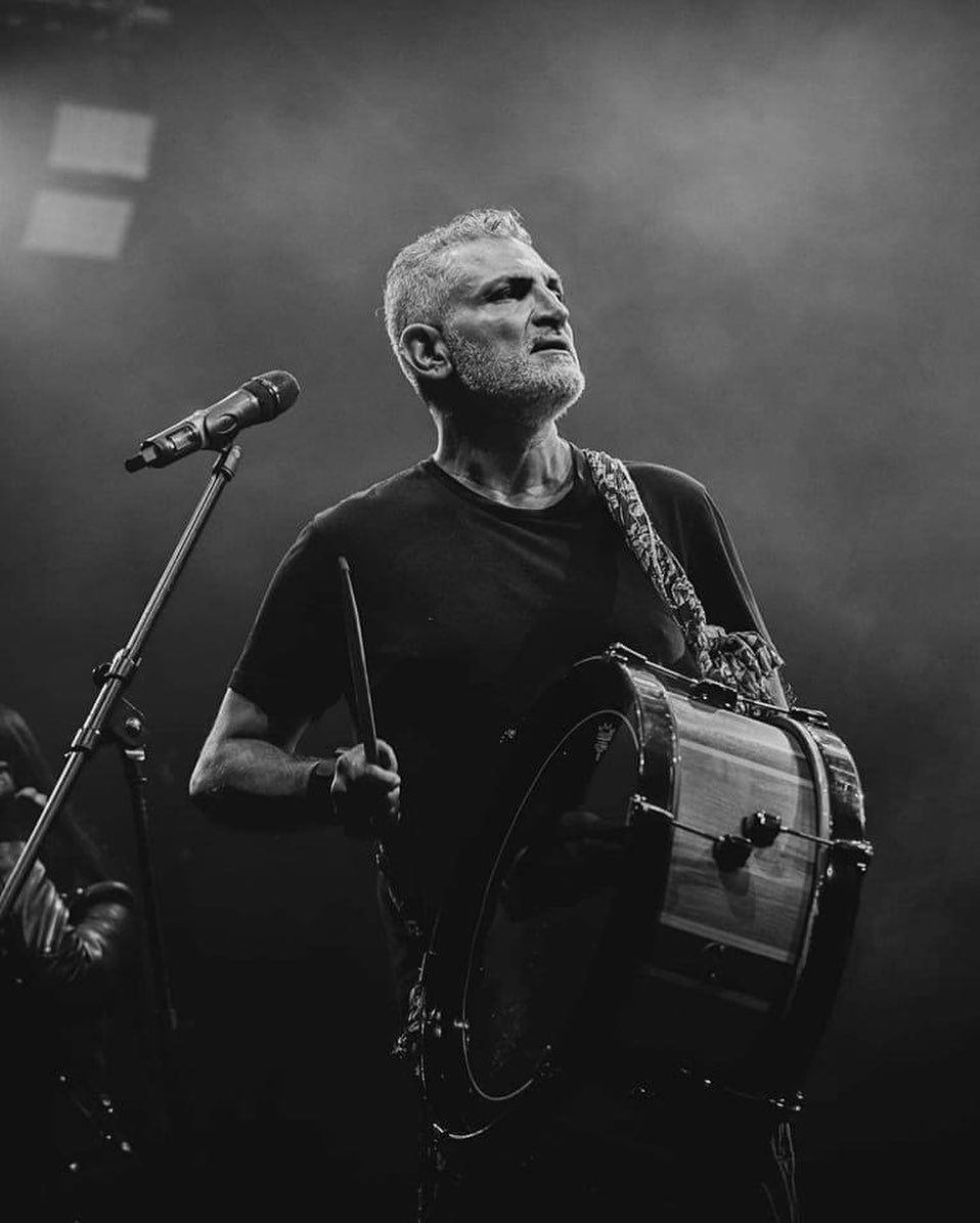 damiandraghici's tweet photo. Music is the spirit!❤️ 🥁

#music #Jamming #livemusic https://t.co/tXqzKbzV0e