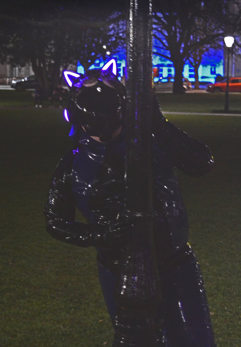 7425 :: Don't mind me, just a lil HexDrone swinging on a pole! 

📸 <a href="/HexDrone5762/">⬡-Drone #5762</a> 

<a href="/HexLatex/">H Ξ X - HexCorp Dronification Hive Mxtress #0006</a> <a href="/HexCorpPRDept/">HexCorp</a>