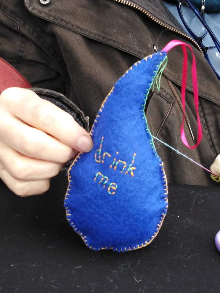 saywithstitchGY's tweet photo. We enjoyed a lovely day out to #NorfolkMakersFestival!
We led a session making craftivist patches &amp; @Refill inspired droplets 💧💙
In addition, our Threads of Survival quilt, created during COVID Lockdowns, is on display at @StPeterMancroft as part of the Festival https://t.co/ONawp2hkZr