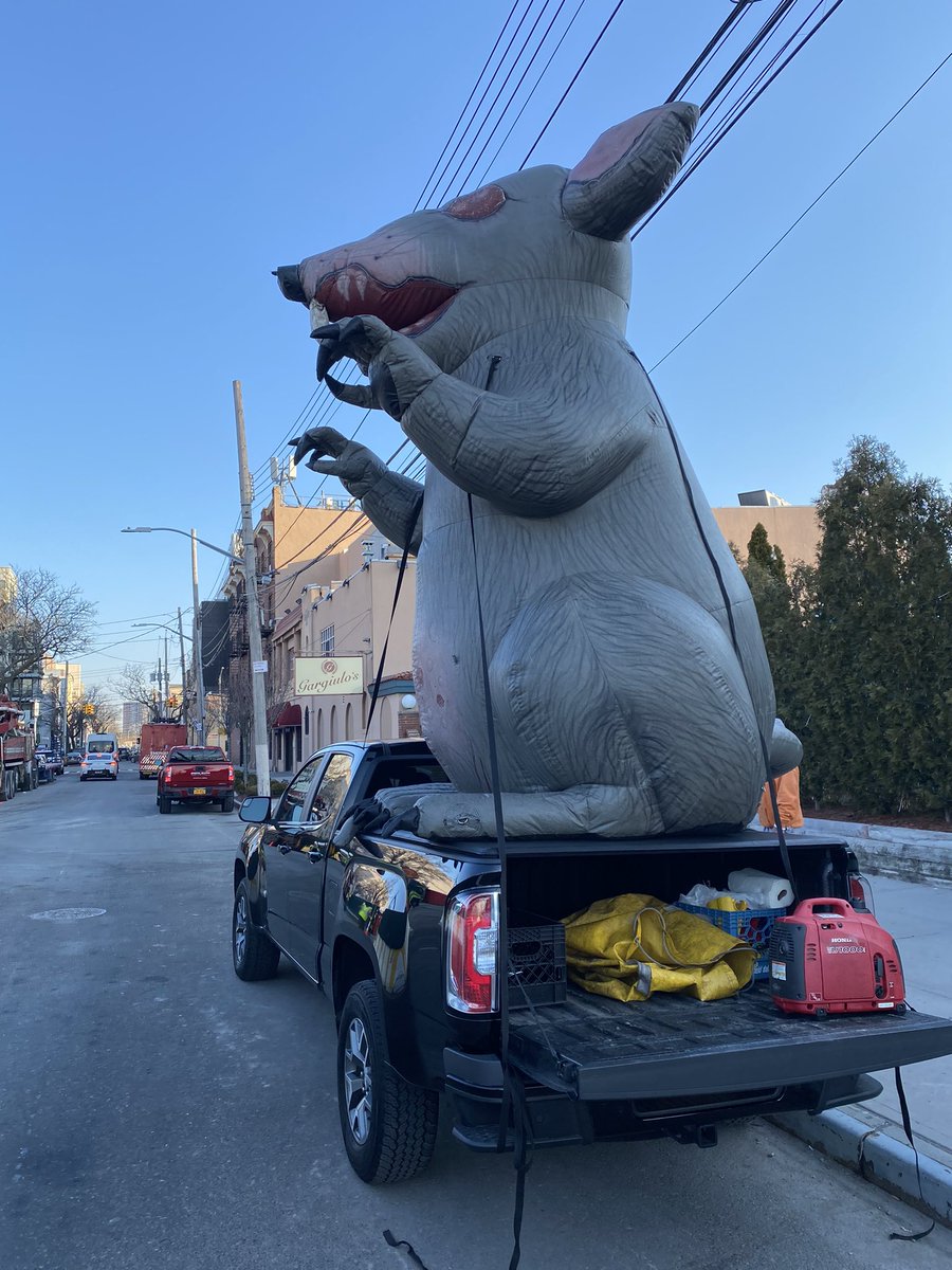 TheEngineerNYC's tweet photo. Word on the Street is @CCW_Organizers have Joined #UnionCarpenters in #CalSTRS #LaborDispute at #ConeyIsland #Brooklyn! https://t.co/FkVvG7VSaK