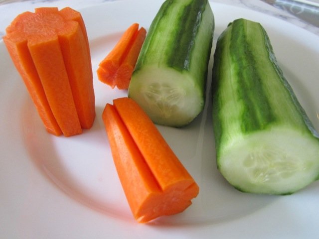 @emilysmithxo801 @NHWeek @NEO_Edward2 @NUHSurgery @franj1905 @samsobennett Very healthy! Good for health and teeth: raw veg like carrots and cucumber stimulate saliva flow which acts as a natural defence against gum disease and cavities 🥕🥒🥕🥒🥕🥒#mouthcarematters #NHW2022