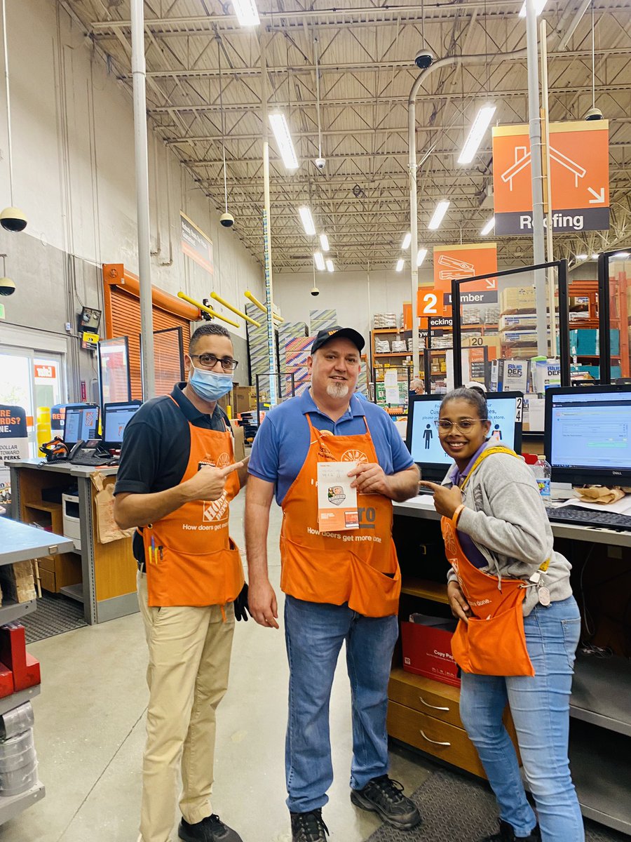 That time again to celebrate. Way to go Steve on your silver. #Milestones Up next Gold! <a href="/HeldieRodriguez/">Heldie R</a> <a href="/AHusenaj/">Albert Husenaj</a> <a href="/Adriastefens/">Adria</a> <a href="/HDMannyASM/">Manny</a> @CraigHD6328 <a href="/Natalie6328/">Natalie Prince</a> <a href="/THDJohnMenssen/">THDJohnMenssen</a>