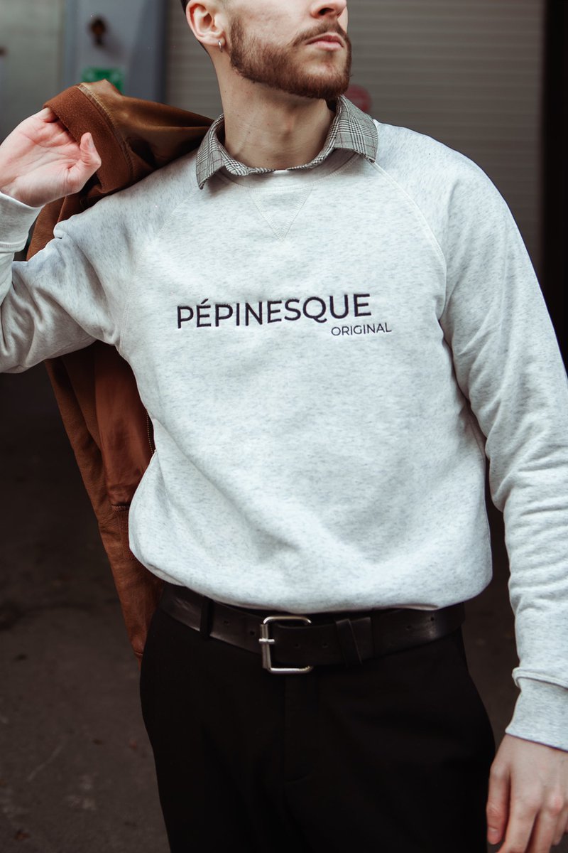 PepinesqueFr's tweet photo. L’élégance capturée par @CharlotteClain3 ! 
Le sweat col rond premium en coton bio 🌿 est disponible sur notre boutique en ligne ainsi que tous nos autres produits. 

https://t.co/3msAtnOpgL 

#pepinesque #pull #sweat #sweatcolrond #coton #cotonbio #eshop #eboutique #mode #modèle https://t.co/VTziVeHOAq