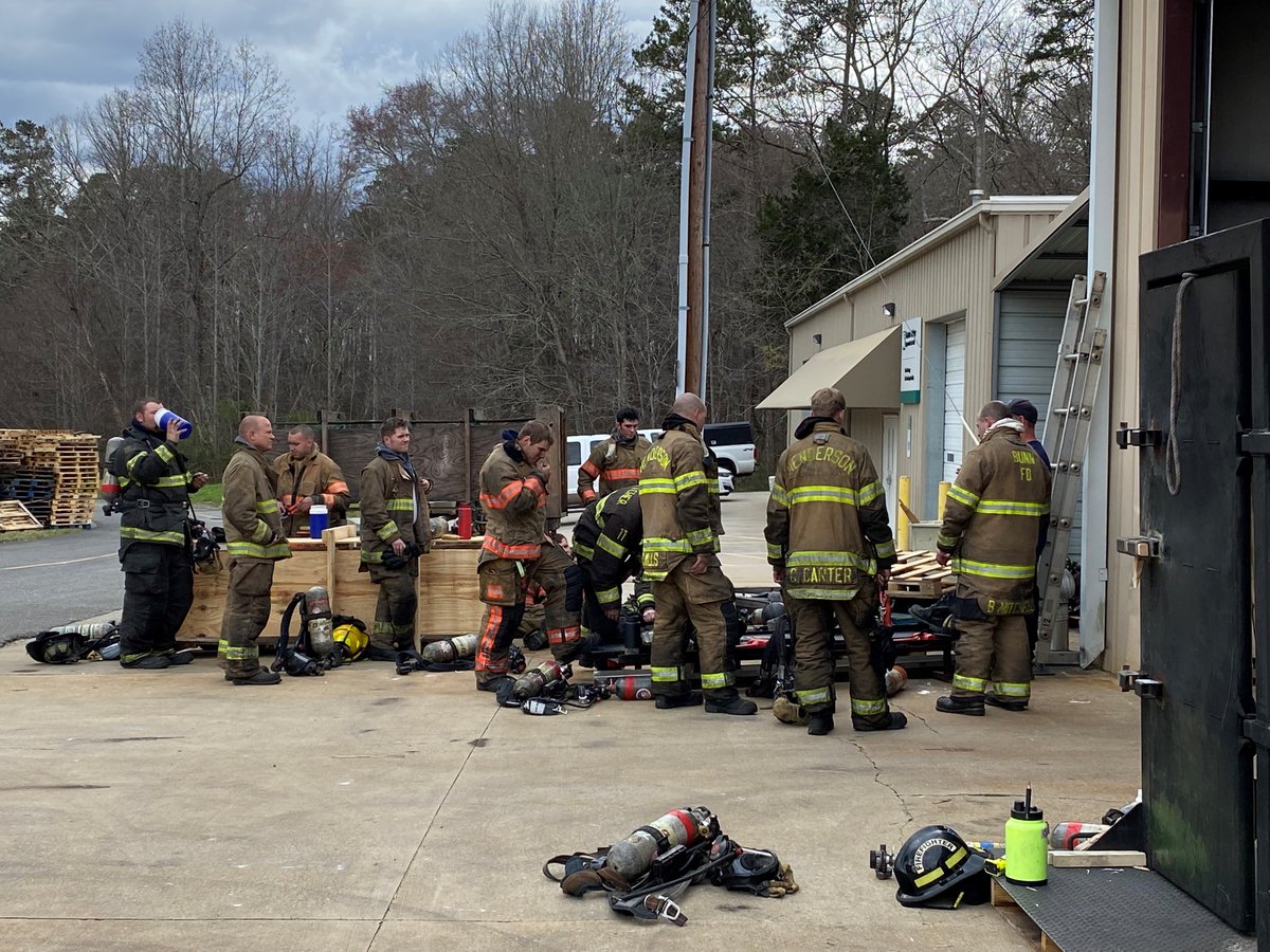 NC_OSFM's tweet photo. Great week at Breathing Equipment School at Gaston College! Our OSFM Instructors are teaching safety & survival skills to over 50 #firefighters from across the state participating in physically and mentally stressful situations. #FIRE #ncfireservice #FirePrevention #BeSafe https://t.co/qO1AiMHtsv