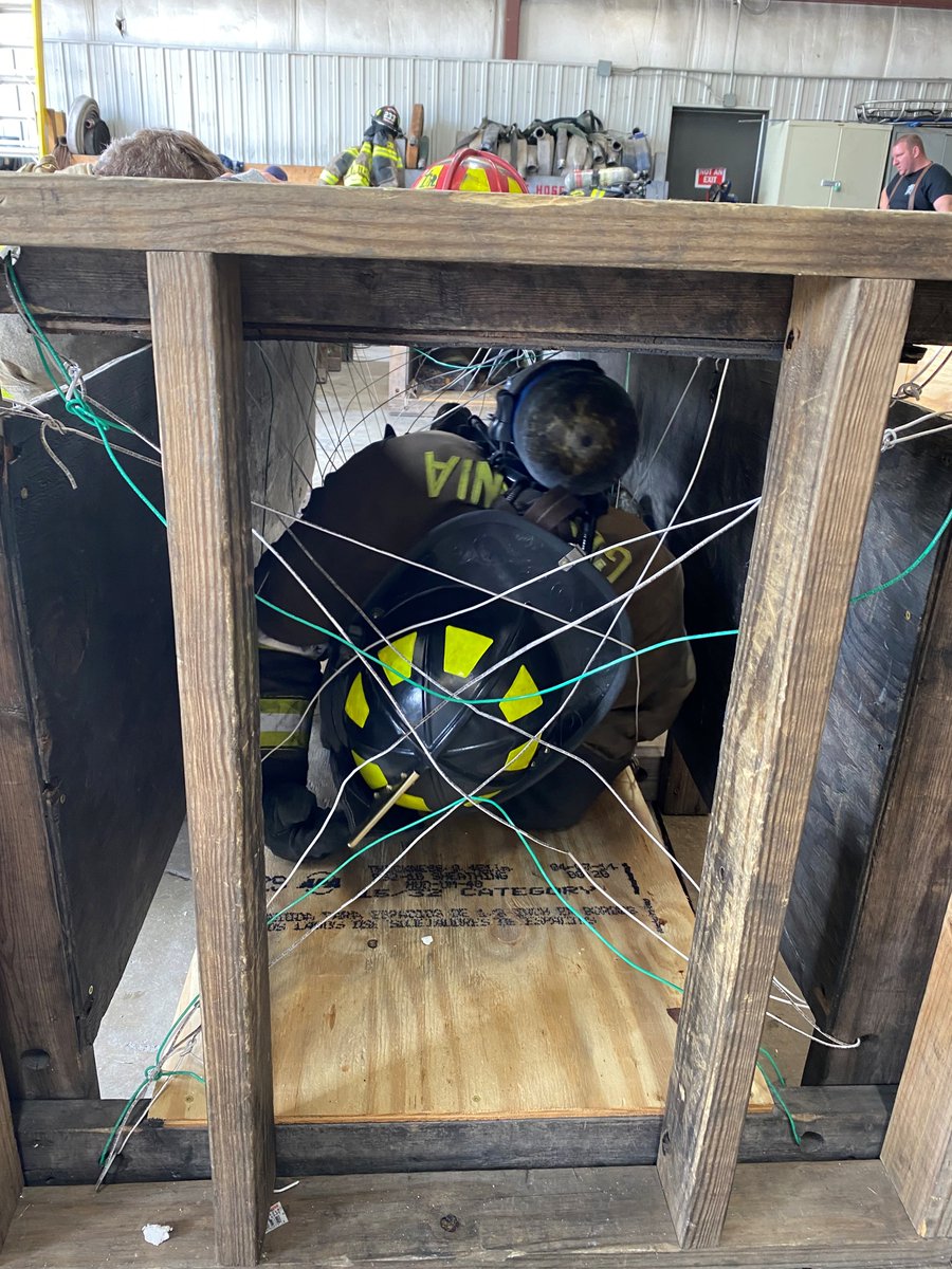 NC_OSFM's tweet photo. Great week at Breathing Equipment School at Gaston College! Our OSFM Instructors are teaching safety & survival skills to over 50 #firefighters from across the state participating in physically and mentally stressful situations. #FIRE #ncfireservice #FirePrevention #BeSafe https://t.co/qO1AiMHtsv