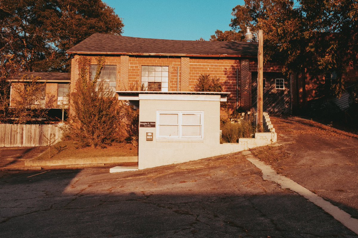 NotKelseySmith's tweet photo. Golden hour on film is unmatched ☀️ https://t.co/BXZgWH1kQ7