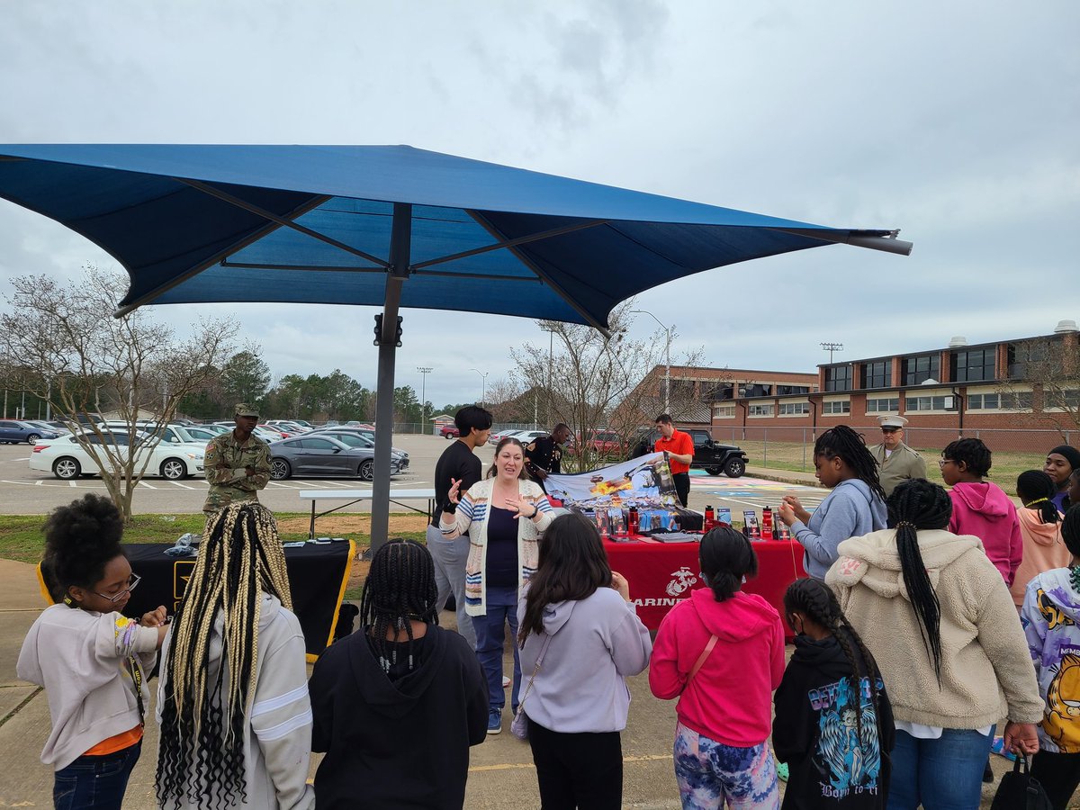 Robert Filter tweet media