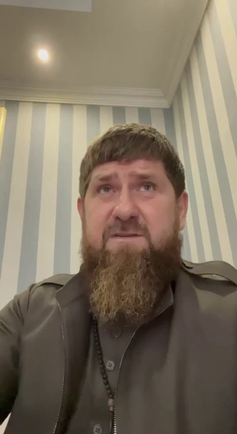 SprinterPress's tweet photo. Razman Kadyrov
I appeal to the SBU and the Armed Forces of Ukraine.
Stop kidnapping and taking away in an unknown direction innocent Chechens who are citizens of Ukraine, whose fault is only in their nationality. https://t.co/2HqmgEvgdB