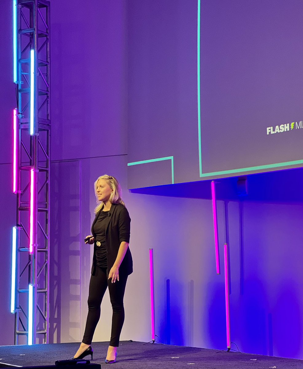 justinkeller's tweet photo. THE @BrookeFreedman slaying it at #FlashMiami taking her sales peers into the future of selling. https://t.co/ZJQCElsUHv