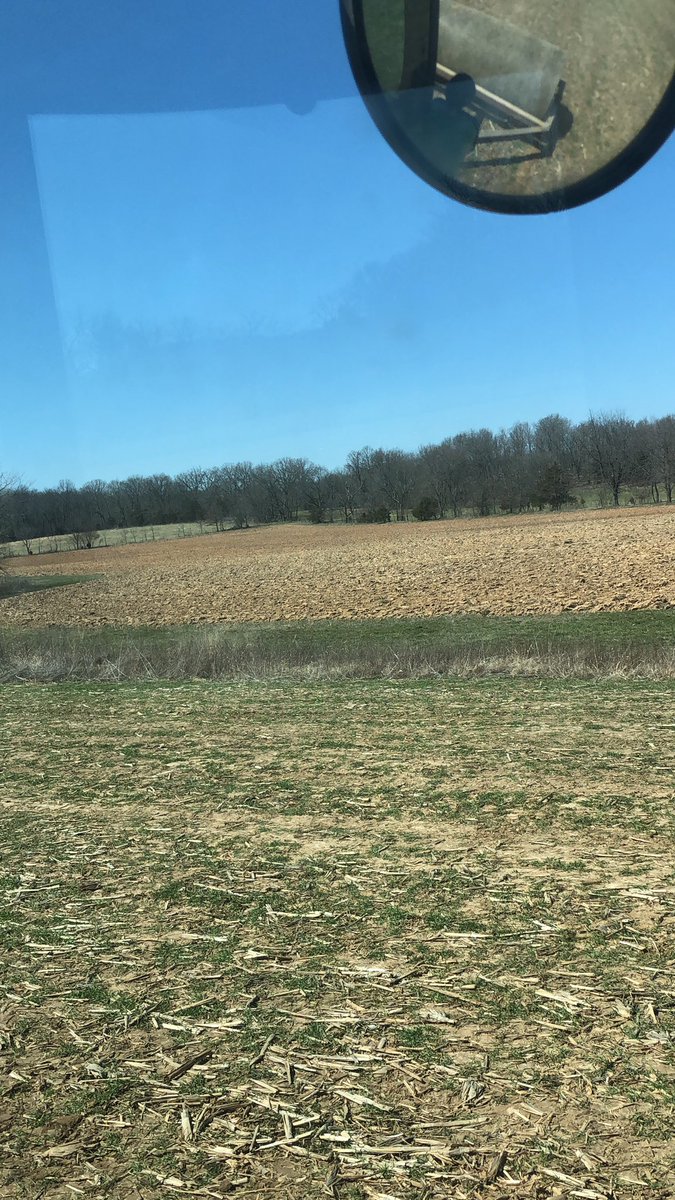 chinds86's tweet photo. Freshly plowed under alfalfa, crop was getting weak and it was time for corn. Will provide enough nitrogen for the corn that we don’t have to apply any. #Plant22 #corn22 https://t.co/YxeRWbmltL