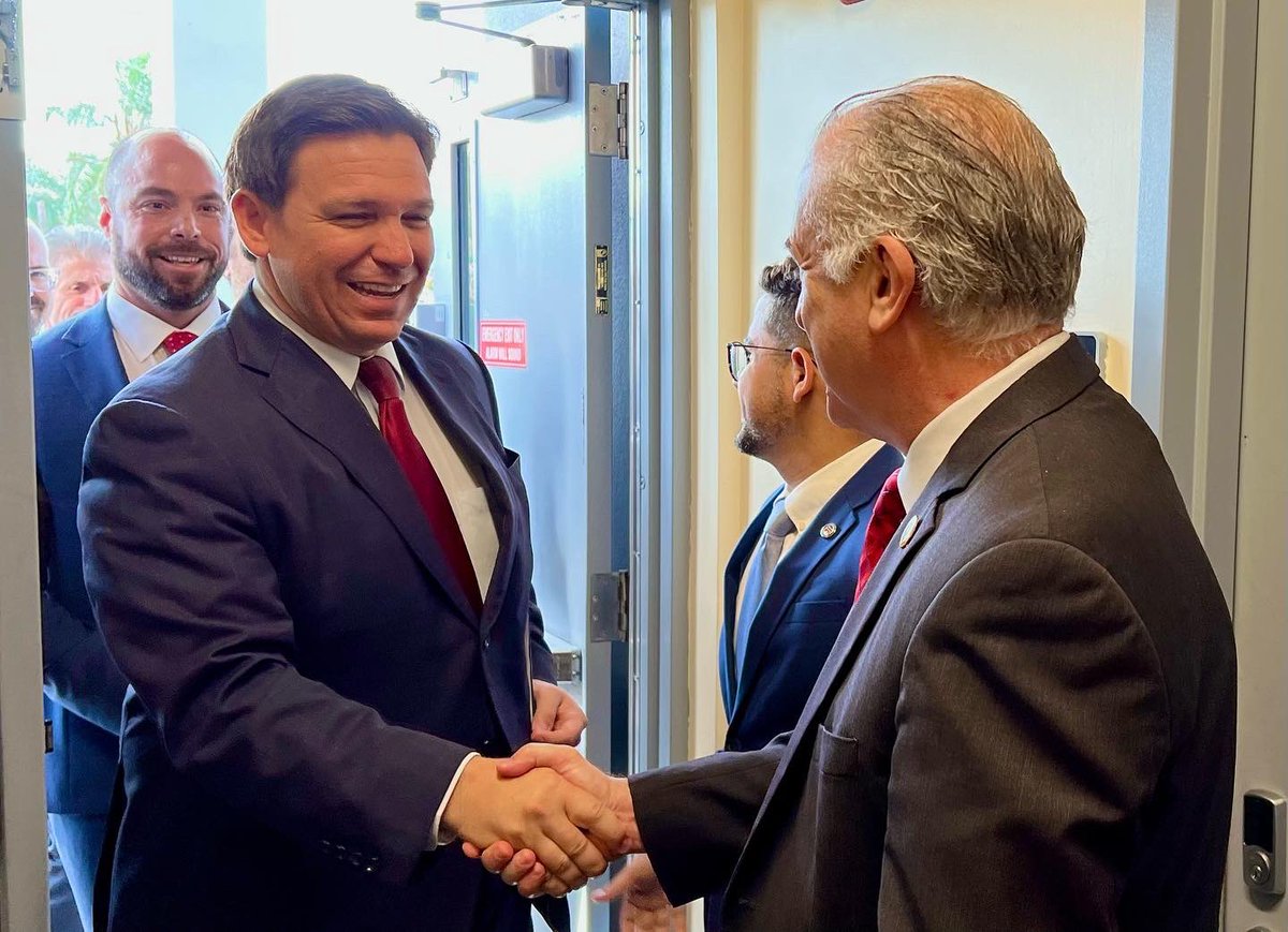 cityofhialeah's tweet photo. Today, Governor Ron DeSantis appeared at the City of Hialeah Educational Academy to announce that the state will be allocating $289 million for after-school programs that will help to close achievement gaps, improve STEM education, and booster student resiliency. https://t.co/GzGtsbf78a