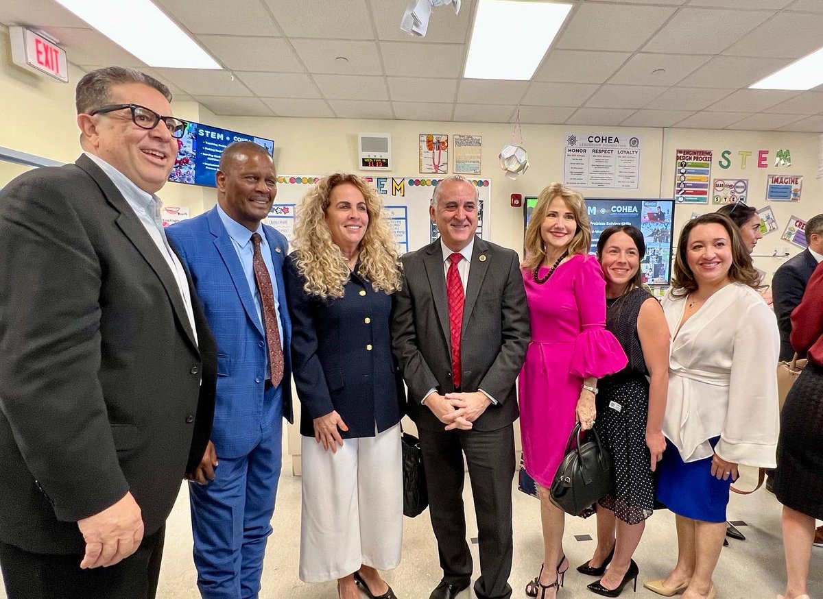 cityofhialeah's tweet photo. Today, Governor Ron DeSantis appeared at the City of Hialeah Educational Academy to announce that the state will be allocating $289 million for after-school programs that will help to close achievement gaps, improve STEM education, and booster student resiliency. https://t.co/GzGtsbf78a