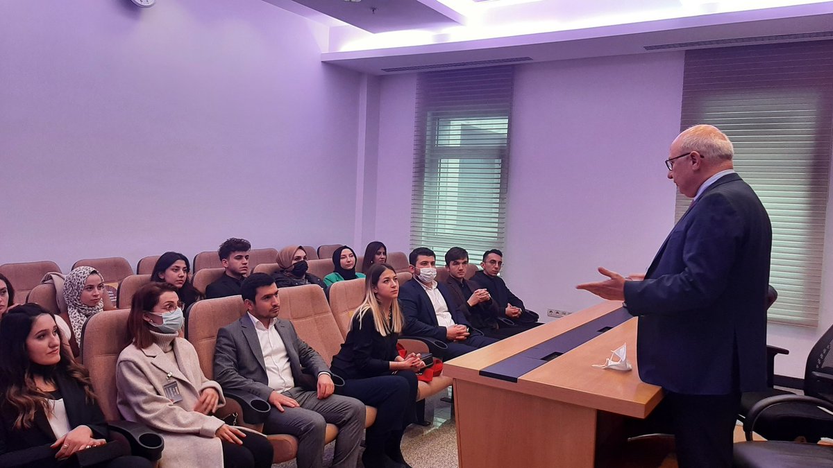 utkucakirozer's tweet photo. #İstinyeÜniversitesi #SiyasetBilimi ve #Uluslararasıİlişkiler bölümlerinden öğrenci kardeşlerimizle #TBMM’de dış politika ve gazetecilik üzerine konuştuk...
Nazik ziyaretleri için teşekkürler. https://t.co/cYhhh3bSxG