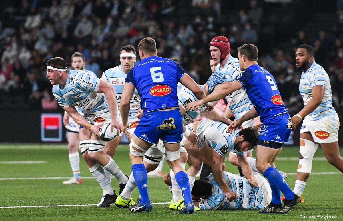 Quand on change de poste avec <a href="/MaximeMachenaud/">Maxime Machenaud</a> 😂🔥 

<a href="/racing92/">Racing 92</a>