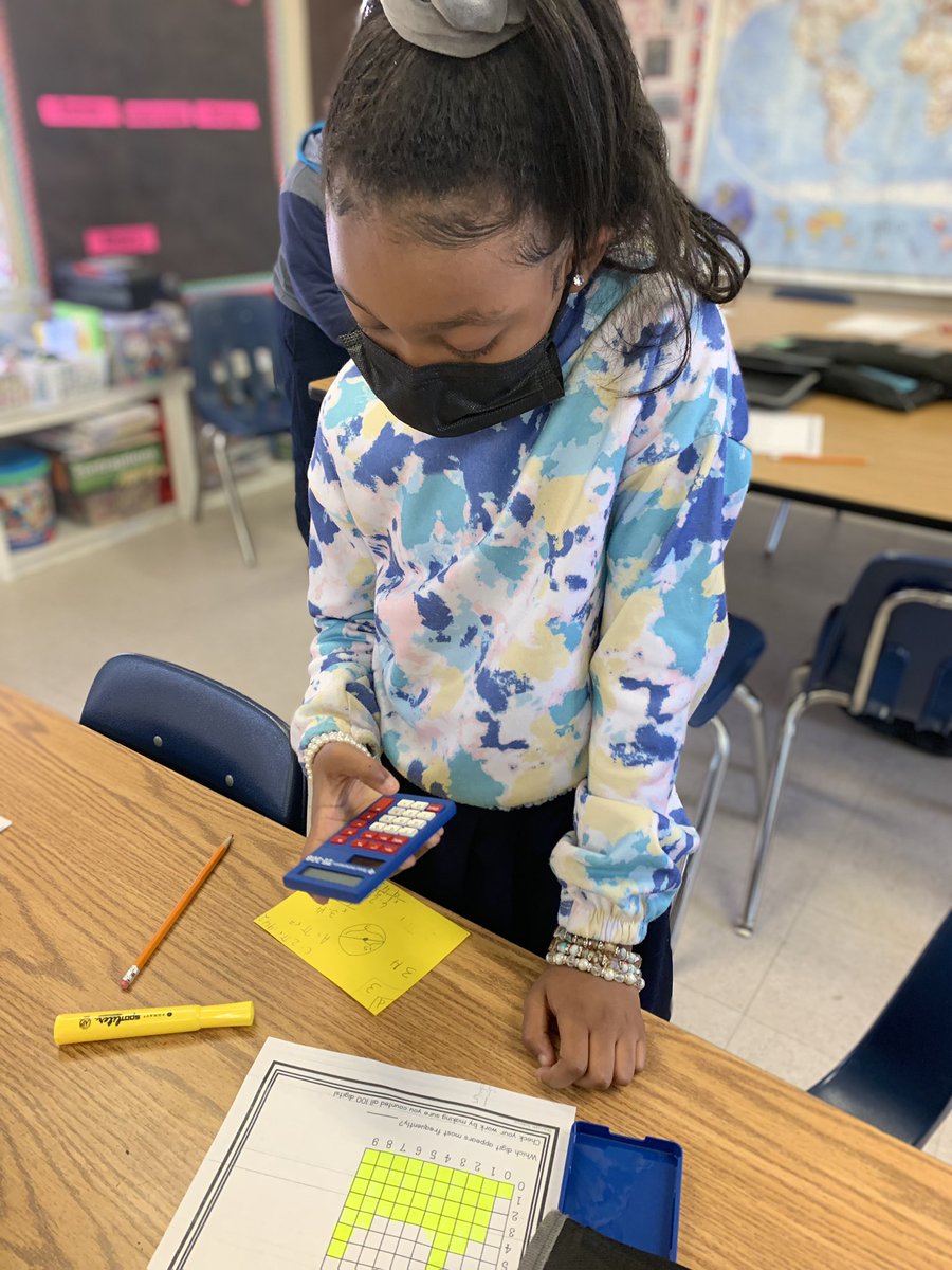 emmert_gators's tweet photo. Celebrated Pi Day (a little late) in 5th grade PACE! Should you buy 2 12-inch pizzas or 1 18-inch pizza? These students know! They measured diameter and calculated circumference and area with real-world problems. Mastering 7th grade math concepts! 💪🏻 @gilliard_gators @faithlucy1 https://t.co/oTGgMwro6X