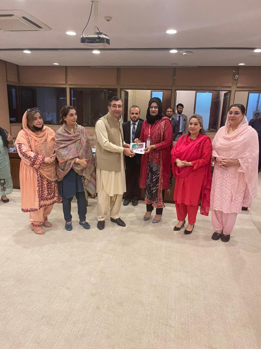 SenatorAyub's tweet photo. Arranged a meeting cum tea in honour of women parliamentarians and Overseas Pakistani women. Listened to the issues and reservations of Overseas from women's perspective. PTI government and PM @ImranKhanPTI is a staunch supporter of equal representation to women in all fields. https://t.co/yB3qbjEmig