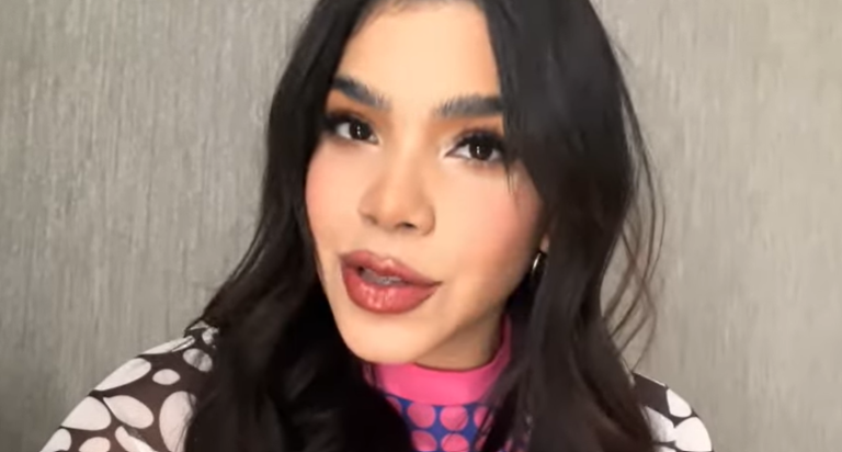 hottiekos's tweet photo. que labial usas mami? 😋 @keniaos https://t.co/tVvHY56E4d