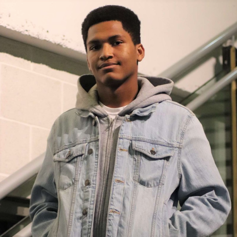 theuofolivet's tweet photo. Olivet College welcomes Donovan Wilson from Loy Norrix High School to the Class of 2026. He said, โIโm excited to attend Olivet because I think Iโll fit right in, and I love how the College and community work hand in hand.โ #OCNation #OC2026 #BeMoreDoGood #GoCOMETS https://t.co/DJcnuwbeVU