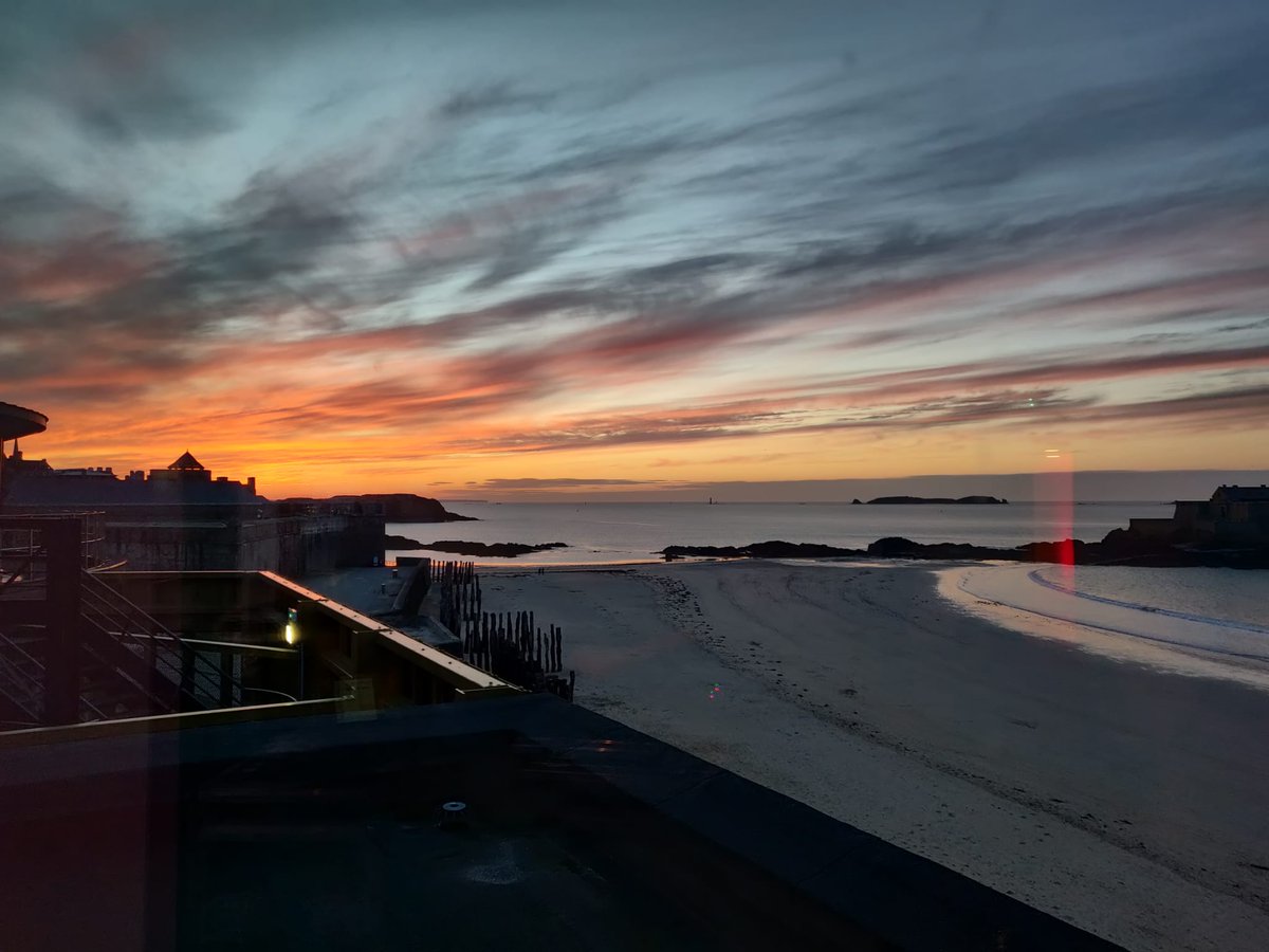 Quel plaisir de pouvoir à nouveau rencontrer une partie des équipes du <a href="/cmarkea/">Crédit Mutuel Arkéa</a> « en vrai » ! Merci à tous pour ce moment de retrouvailles et d’échanges autour des engagements de notre groupe, de nos réalisations et de nos ambitions pour les années à venir.