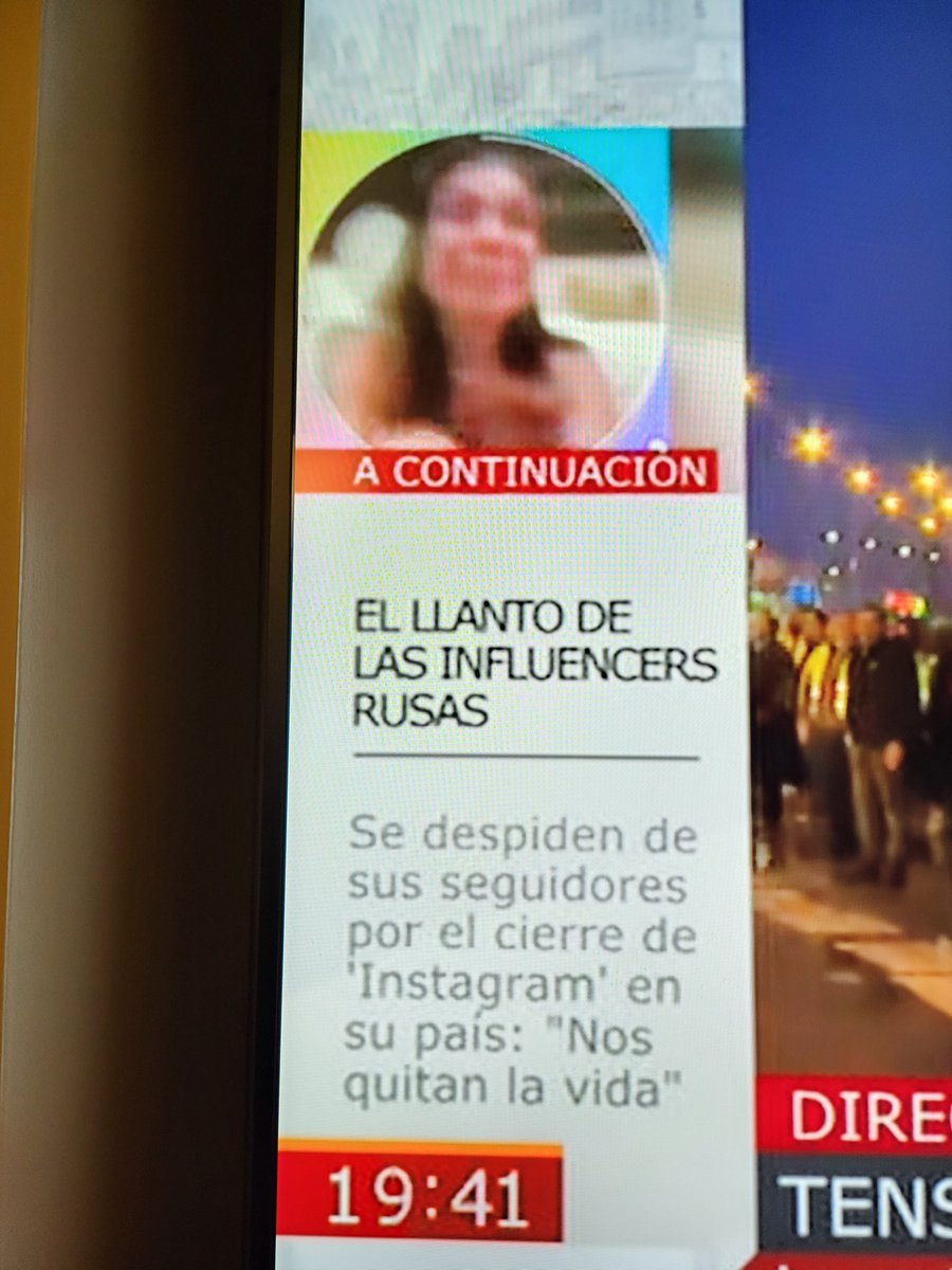 ramonedaf's tweet photo. Ayer apoyaban a Putin,hoy lloramos "nos están matando" Sin comentarios. https://t.co/SRgEB9pKta