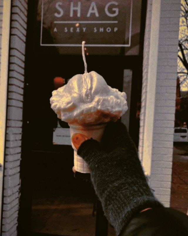 wickandwax's tweet photo. The right flavor for any season ☀️💦#wickandwax https://t.co/uj1vJtIinL
