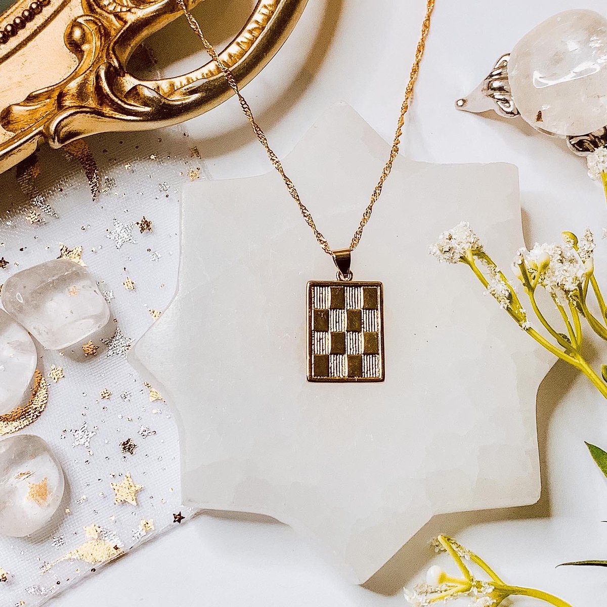 trippy_velvet's tweet photo. ✨💫 the jewelry &amp; the vibe 💫✨

the last checkered is $23 💞☁️🌞🌿 https://t.co/6pQV90ykET