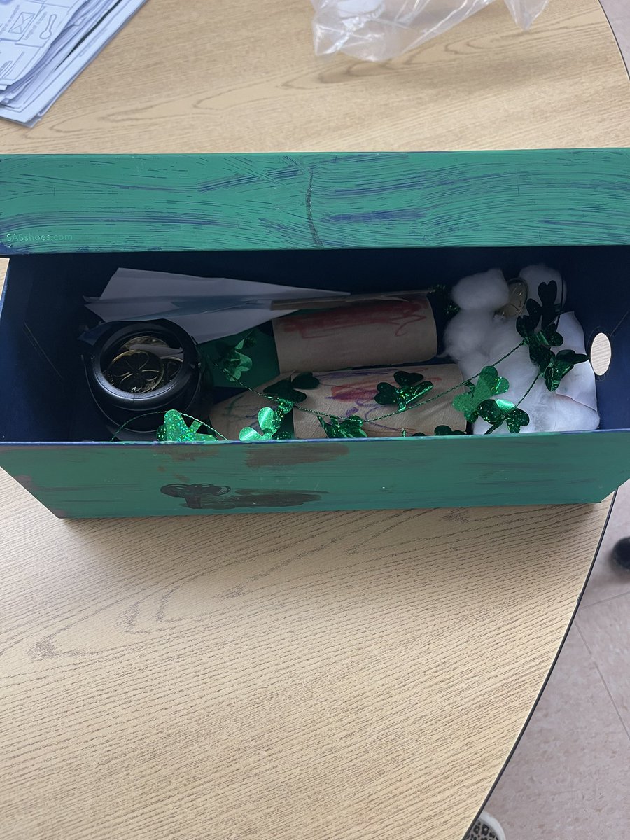 Miss Simon tweet media