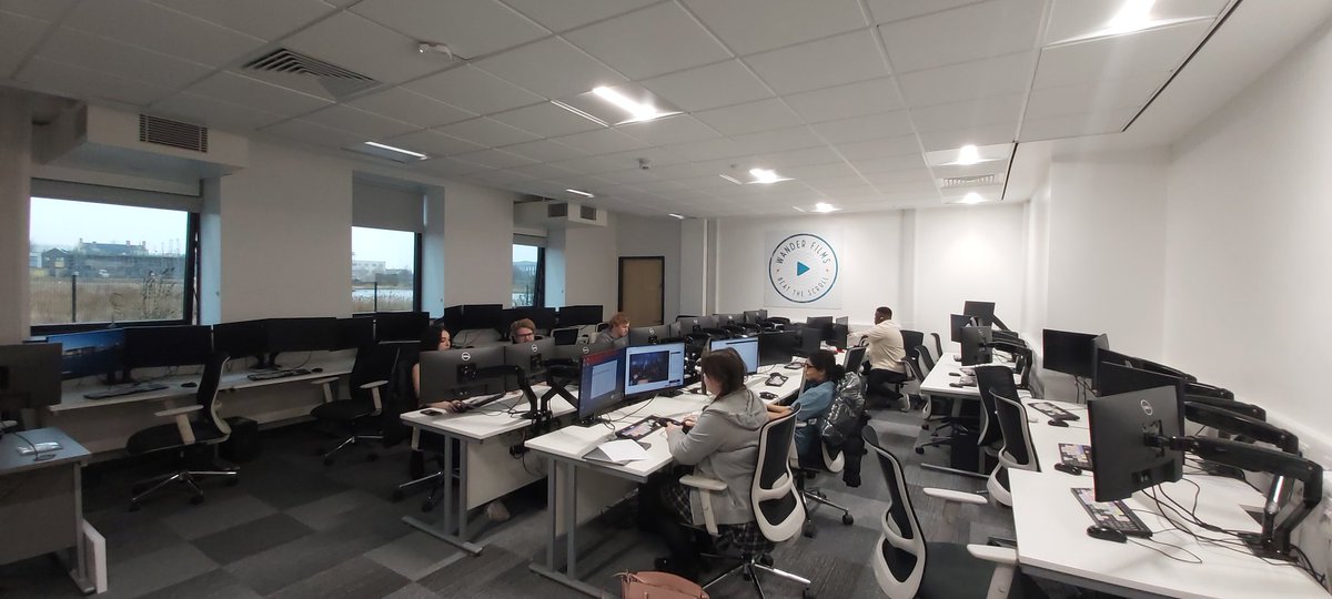 MbroFilm&Media tweet media