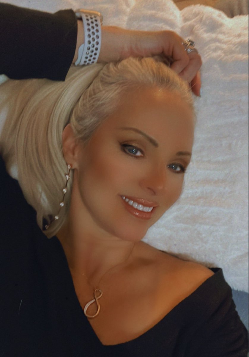 Peterheems's tweet photo. @avaliveradio @JacquelineJax Yeah i had see that the video's go really good . I had nothing els think of that . Its the women behind the job ."simply the best " we sall say There is no better radio station to support than #avaliveradio for all music lovers worldwide ππ€©π€ Who is the best she is the best π https://t.co/qzTDIDTbFR