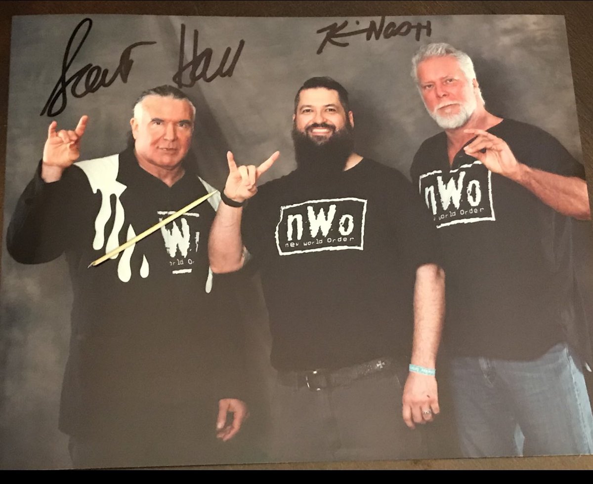 Krow3388's tweet photo. @RealKevinNash So stoked I was able to get a toothpick and to meet you both…I day I will never forget! #RIPBADGUY https://t.co/dub6CQdiLb