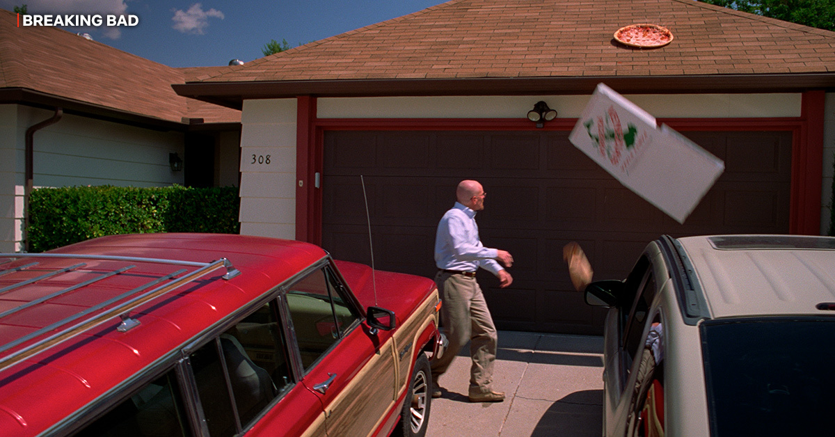 NetflixLAT's tweet photo. Es increíble que esta escena viva en mi cabeza desde hace 12 años, y me siga preocupando por la pizza. 🍕 https://t.co/FzyjNMi6j1