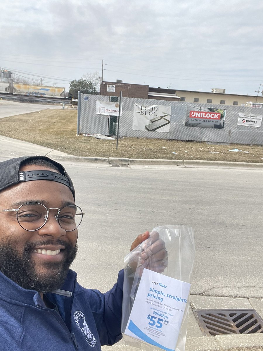 Troy Veazey (@troyveazey) on Twitter photo Planting the seeds of FIBER!!! <a href="/TomMonahan10/">Tom Monahan</a> <a href="/JohnPalmer_ER/">John Palmer</a> <a href="/PaulaVofGLM/">Paula</a> <a href="/WendyLis2/">Wendy Lis</a> #GLMMarchMadness #Makingwaves <a href="/GreaterLakesMkt/">Greater Lakes Market π</a> Planting the seeds of FIBER!!! <a href="/TomMonahan10/">Tom Monahan</a> <a href="/JohnPalmer_ER/">John Palmer</a> <a href="/PaulaVofGLM/">Paula</a> <a href="/WendyLis2/">Wendy Lis</a> #GLMMarchMadness #Makingwaves <a href="/GreaterLakesMkt/">Greater Lakes Market π</a>