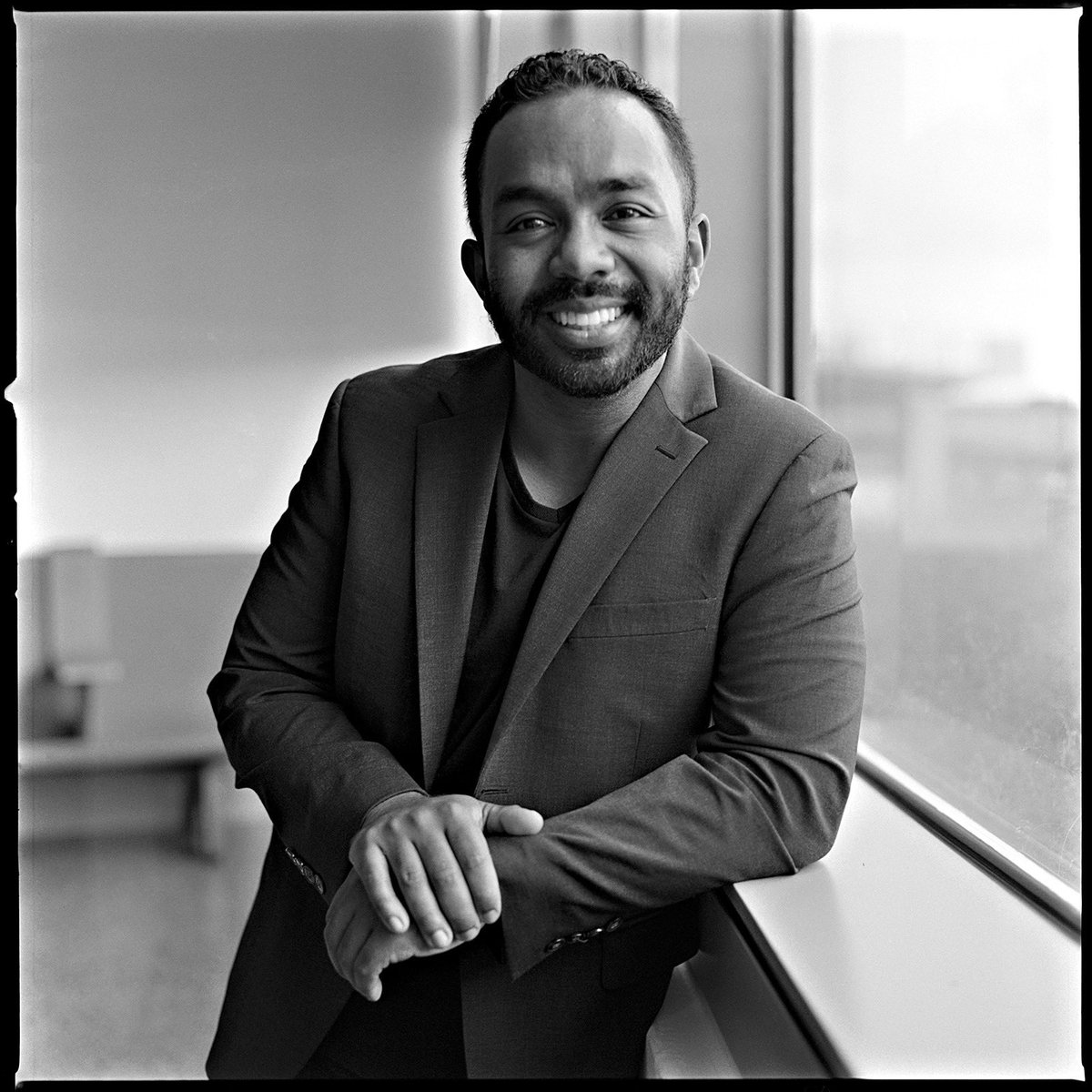 jatiphoto's tweet photo. 🔥 acclaimed artists #LizGre and #MartinBakari back in Studio K tonight for day 2 of the #CartographyProject ‘s debut in #KCREACH at the @kencen #jatiphoto @hasselblad #hasselblad @KodakProFilmBiz #kennedycenter https://t.co/VRRfhi7B0C