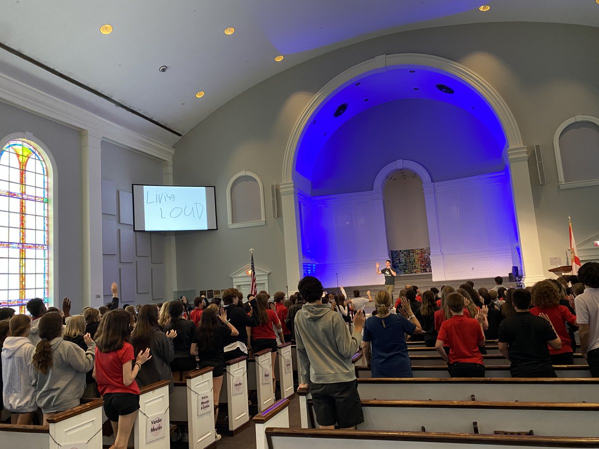 Reading_Reba's tweet photo. @JustinBachman3 inspiring the middle school students at @lhpsnews to LIVE LOUD! and he reminded them that "there is nothing, absolutely nothing, that will make you worth less" than you are. Utterly powerful. #livingloud #ProudToBeAHighlander https://t.co/WB1Mk3EJFp