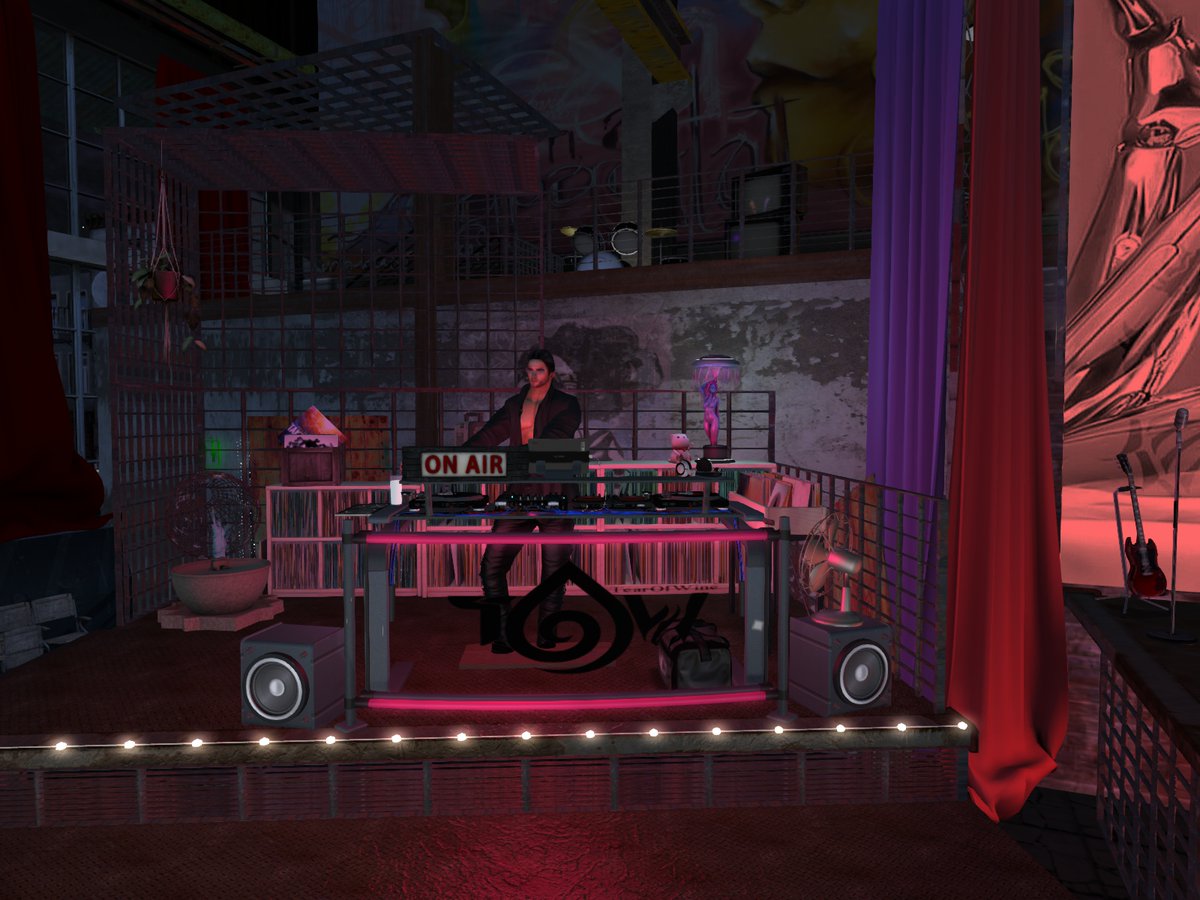 darkohsl's tweet photo. DJ DAMM AT TEAR OF WINE
♬ ♩ ELECTRONIC MUSIC IN SECOND LIFE ♬ ♩ 
Music Stream Live at TOW
[[♪]] «---» ωнσ:  DJ DAMM
[[♪]] «---» ωнαт: Techno
[[♪]] «---» ωнєяє: ★✫ Tear of Wine ✫★ https://t.co/rlfDn6hp3N
[[♪]] «---» ωнєη: 12:00h - 13:00h SLT
[[♪]] «---» нoѕт: DaяkOh https://t.co/RllPC9RbKA