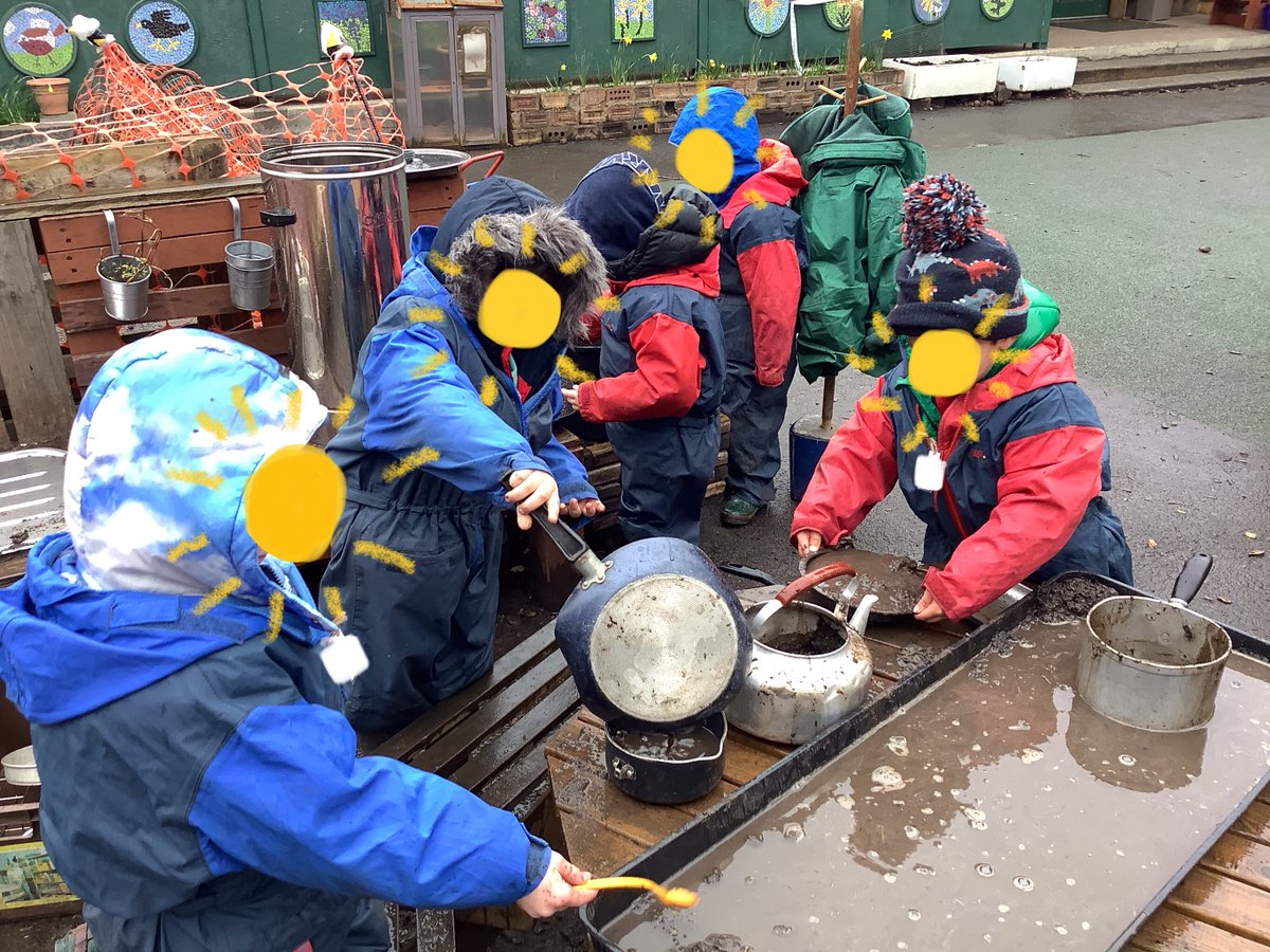 BalgreenNursery's tweet photo. Working together to make “the biggest cake in the world”. Wonderful collaboration and sharing of ideas and skills. https://t.co/PgpgwiFBEc