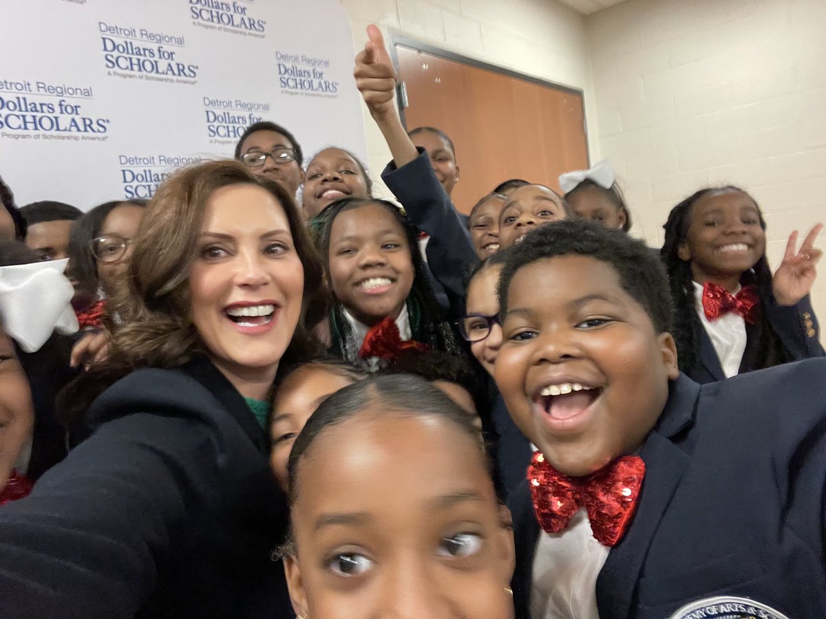 Governor Gretchen Whitmer tweet media