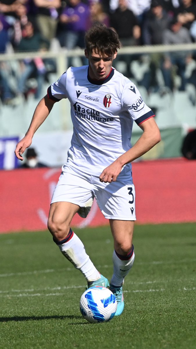 BolognaFC1909en's tweet image. Didn't think we'd forget, did you? 😉

To celebrate his first senior Scotland call-up, this week's #WallpaperWednesday is dedicated to our Wee Aaron 🏴󠁧󠁢󠁳󠁣󠁴󠁿

#WeAreOne