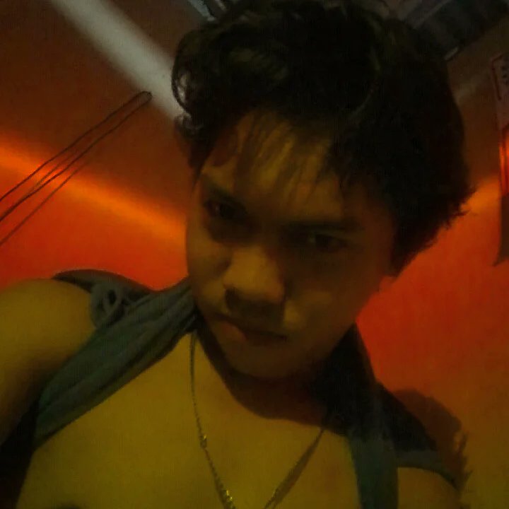 l03rnc3's tweet photo. two different sides of me:
👼 😈
#rence https://t.co/0N7nAbN2CX