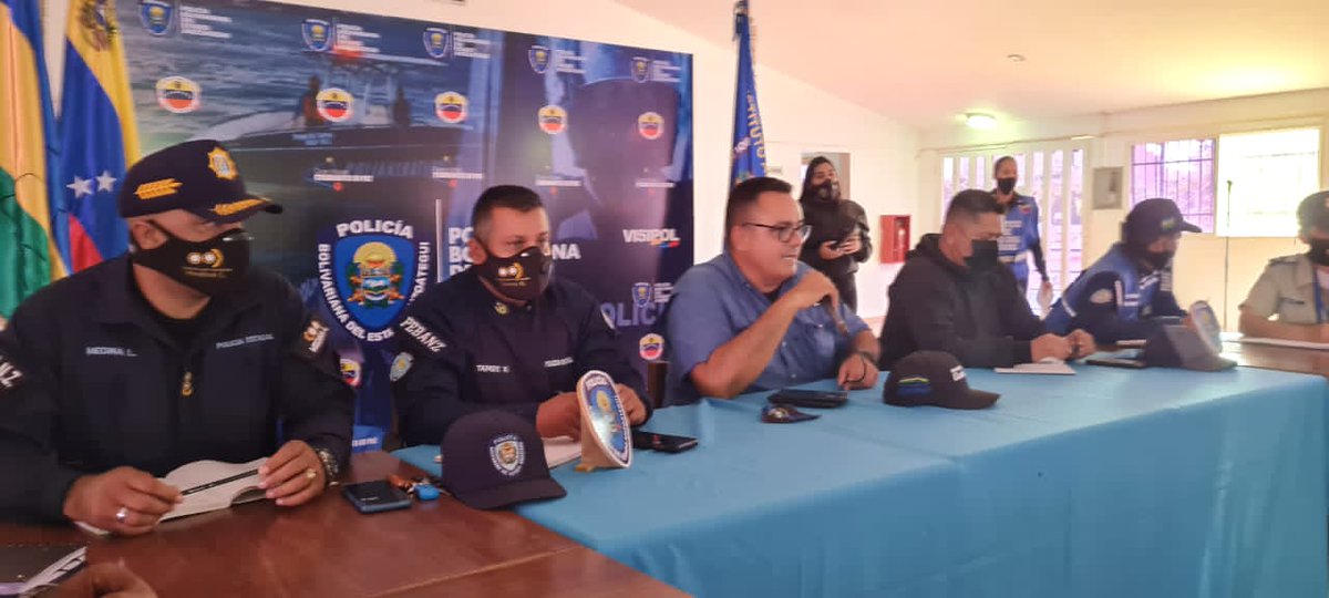 SECSC_ANZ's tweet photo. #16Mar| CJ Hernán Díaz: 34 @cuadrantdpaz fueron reasignados en el estado Anzoátegui, las Unidades de Patrullaje Interactivo Comunal (UPIC) ya se encuentran activas en los 21 municipio garantizando la respuesta a la población.

@MIJP_Vzla
@VipresegOficial
@REDI__ORIENTAL https://t.co/LKa3VIWhqB