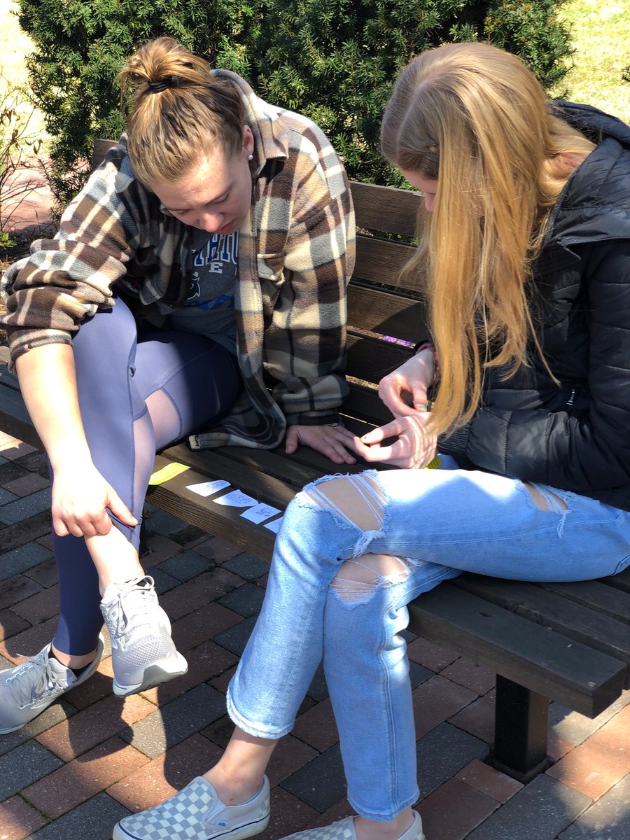 KCapLiteracy's tweet photo. Thinking about spelling instruction is better in the sunshine! #ETownLiteracyMethods @EDDeptEtown @EtownCollege https://t.co/mXJsVm1GUz