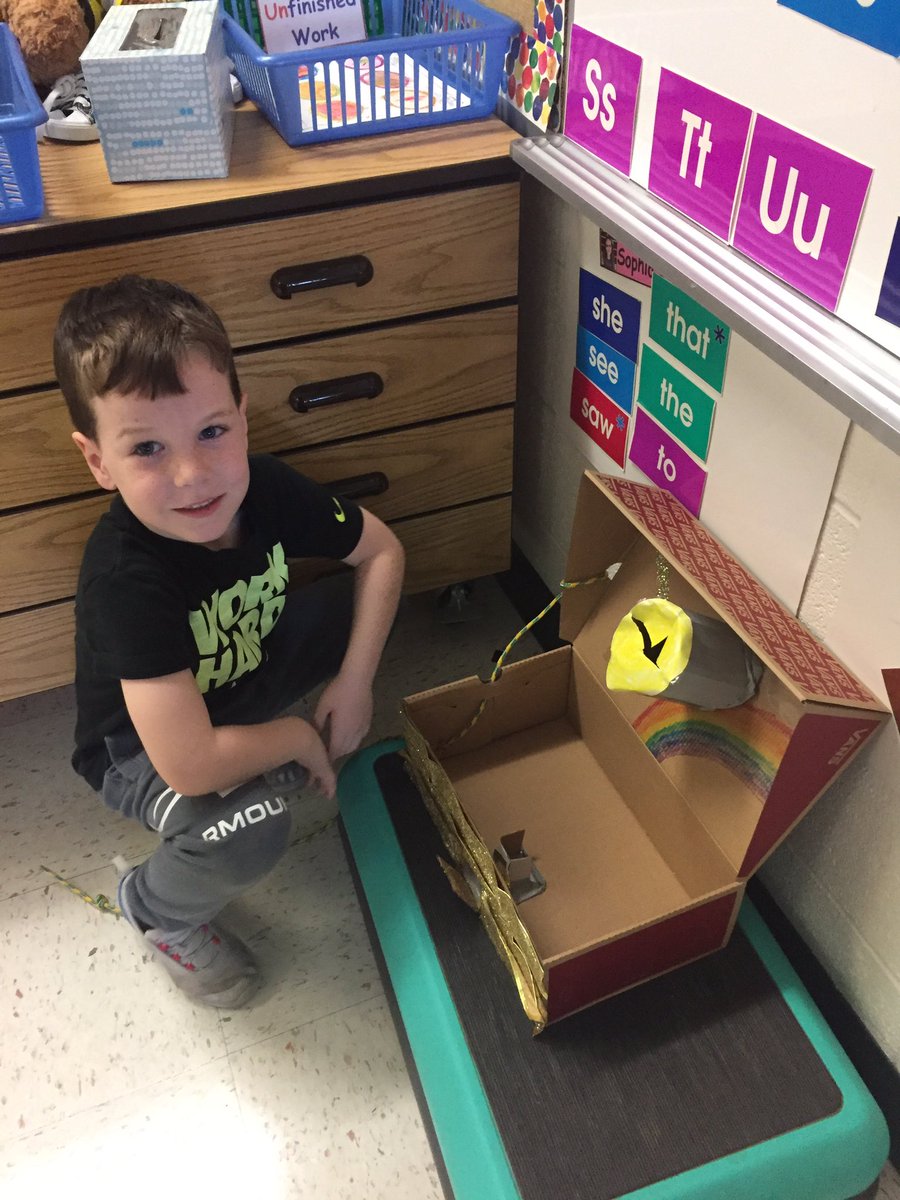 lcpsbworkman's tweet photo. Setting our leprechaun traps with hopes of trapping a tricky one or two!! Will we get lucky?? 🍀#MTVMoose https://t.co/MWhObFaH5r
